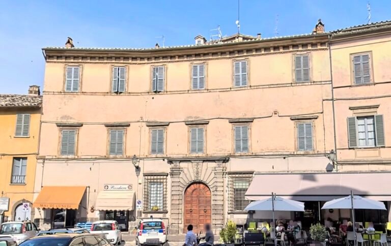 Palazzo Petrucci Piccioni